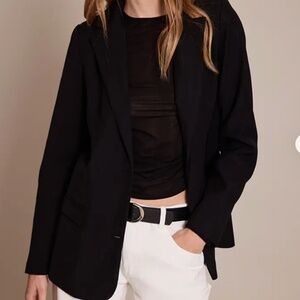 PrettyLittleThing black oversized blazer